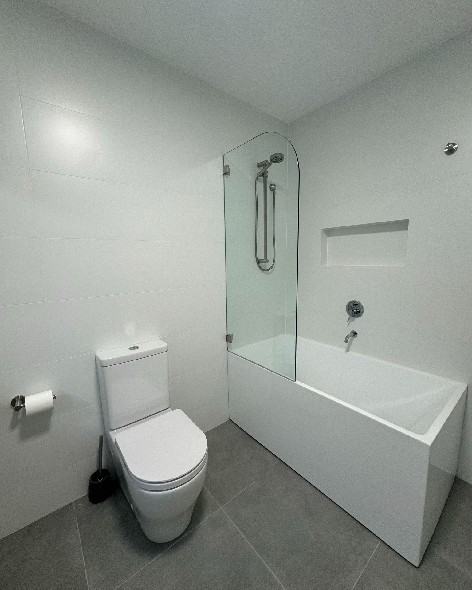 Bathroom and Laundry Combo in Allambie Heights by Jim's Bathrooms ...