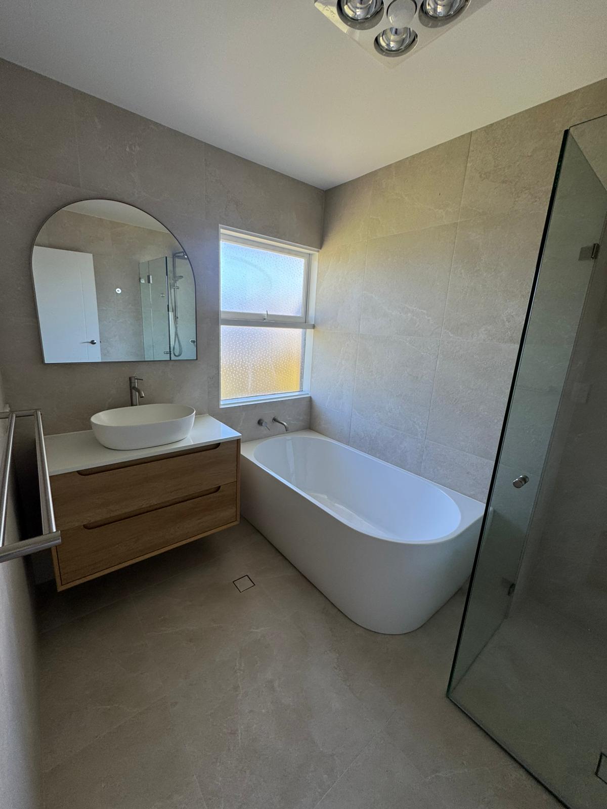 Picture of Bathroom Renovation in Collaroy, Sydney - Jim's Bathrooms & Resurfacing